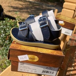 Foot Mates Baby Size 3 Navy Blue Sandals